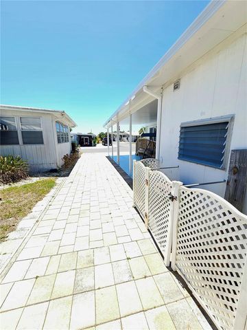205 VIA VENETO, Venice, FL 34285