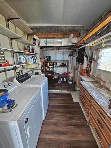 205 VIA VENETO, Venice, FL 34285