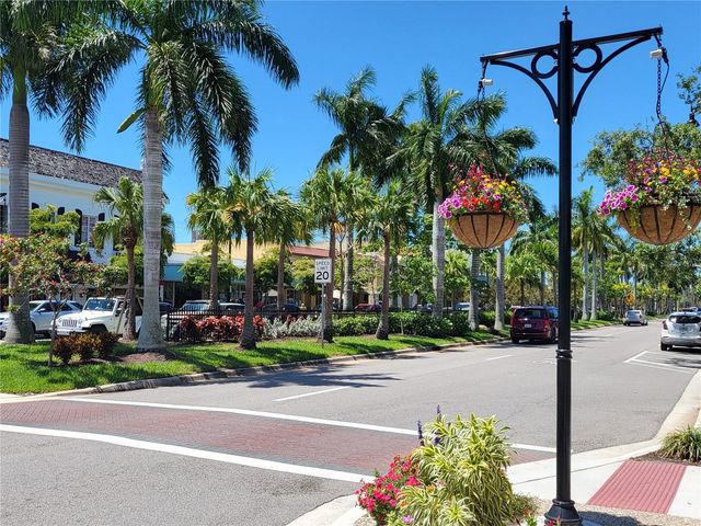 205 VIA VENETO, Venice, FL 34285