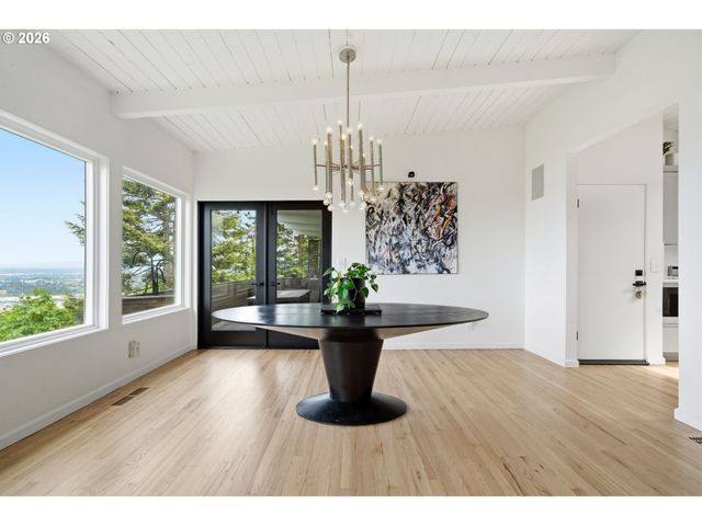 3065 Nw RIO VISTA Ter, Portland, OR 97210