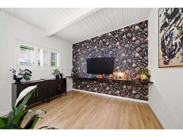 3065 Nw RIO VISTA Ter, Portland, OR 97210