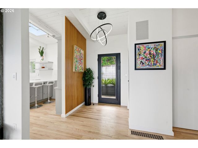 3065 Nw RIO VISTA Ter, Portland, OR 97210