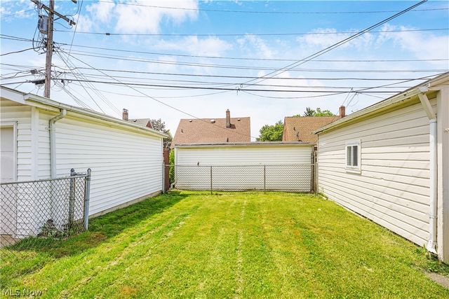6150 Wareham Drive, Parma, OH 44129