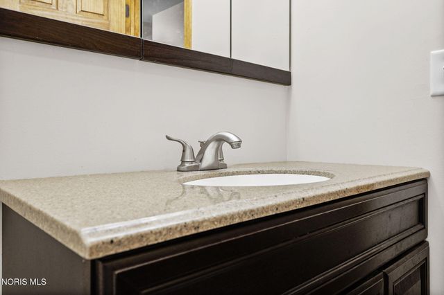 1032 Adams Street, Findlay, OH 45840