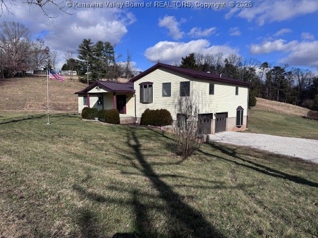 3481 Mt Union Road, Fraziers Bottom, WV 25082