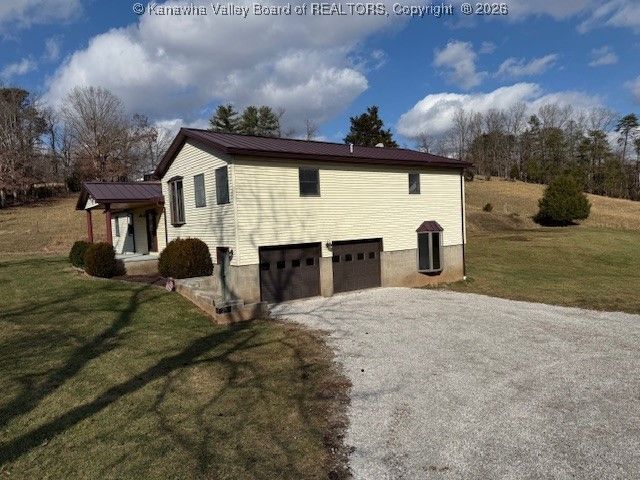 3481 Mt Union Road, Fraziers Bottom, WV 25082