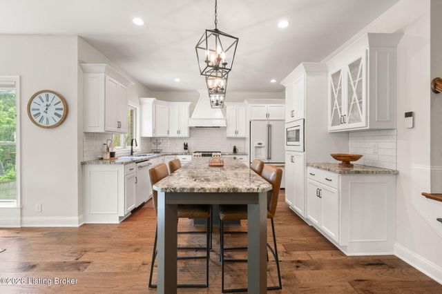 7606 Keller Way, Crestwood, KY 40014