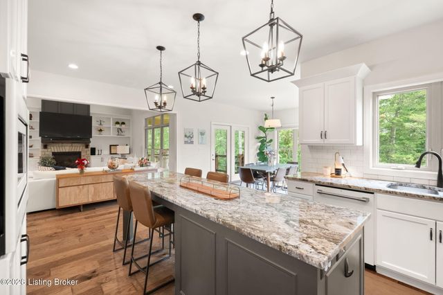 7606 Keller Way, Crestwood, KY 40014
