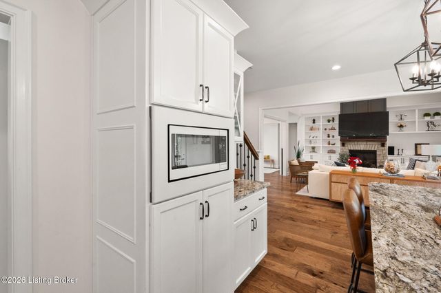 7606 Keller Way, Crestwood, KY 40014