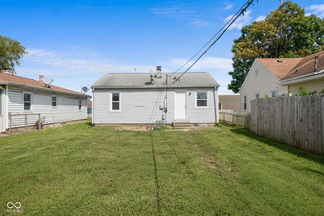 76 N 2nd Avenue, Beech Grove, IN 46107
