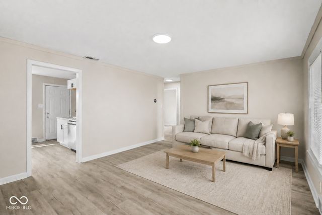 76 N 2nd Avenue, Beech Grove, IN 46107