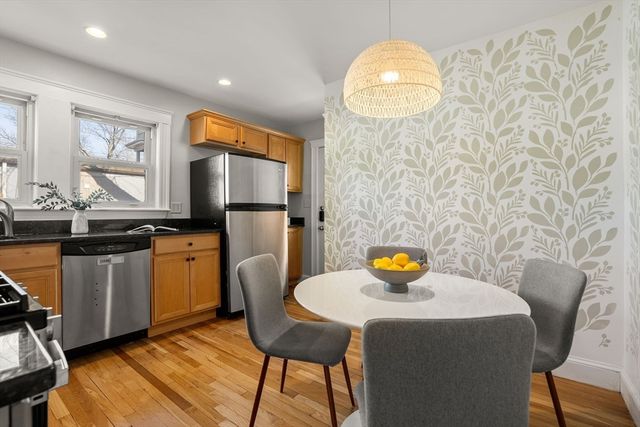 4 Magnolia St 4, Arlington, MA 02474