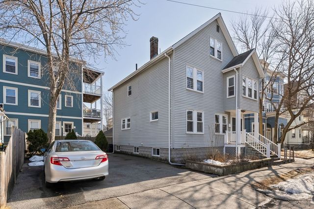 4 Magnolia St 4, Arlington, MA 02474