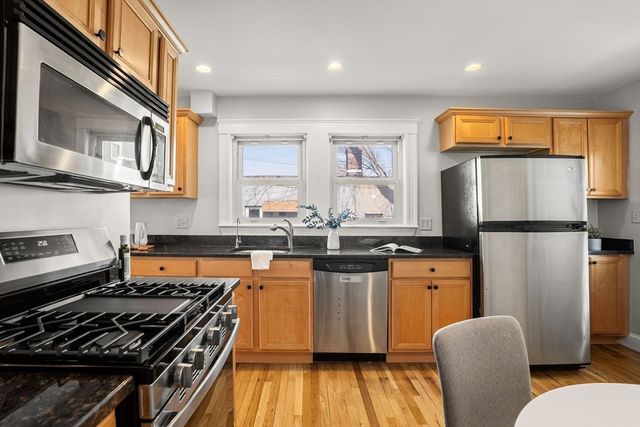 4 Magnolia St 4, Arlington, MA 02474