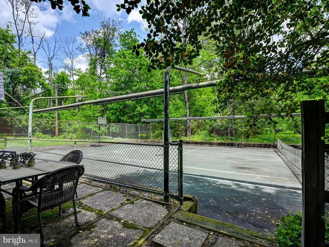 3604 BARBERRY, Pikesville, MD 21208