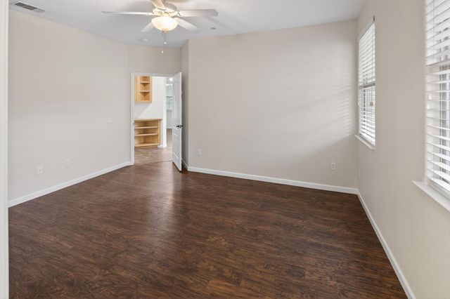 1152 Marseille Ln, Roseville, CA 95747