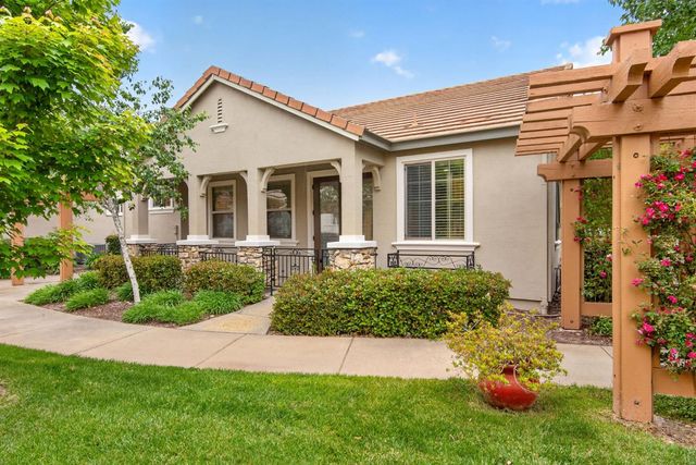 1152 Marseille Ln, Roseville, CA 95747