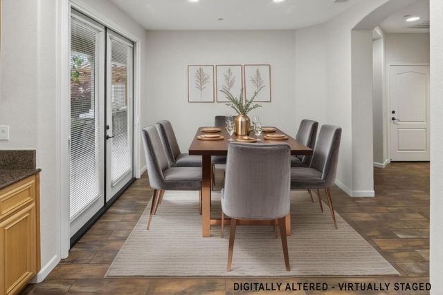1152 Marseille Ln, Roseville, CA 95747