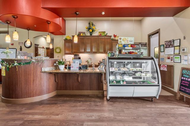 1152 Marseille Ln, Roseville, CA 95747