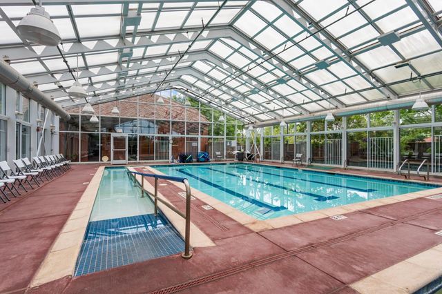 1152 Marseille Ln, Roseville, CA 95747