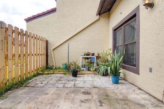 513 HUNTER CIRCLE 513, Kissimmee, FL 34758