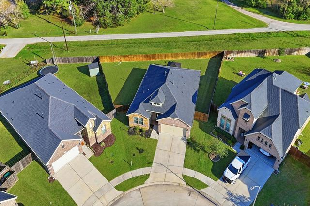 102 Hollow Terrace Court, Tomball, TX 77375