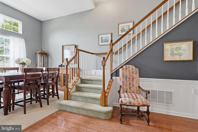 28 BLUEBONNET RD, Langhorne, PA 19047