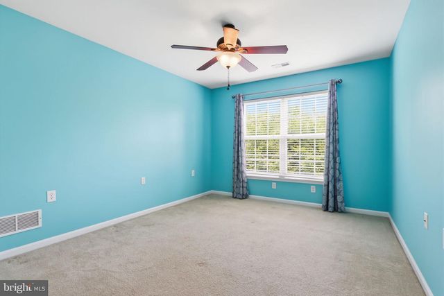 28 BLUEBONNET RD, Langhorne, PA 19047