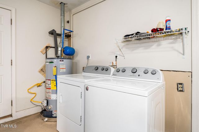 1712 Willowood Court, Johnson City, TN 37604