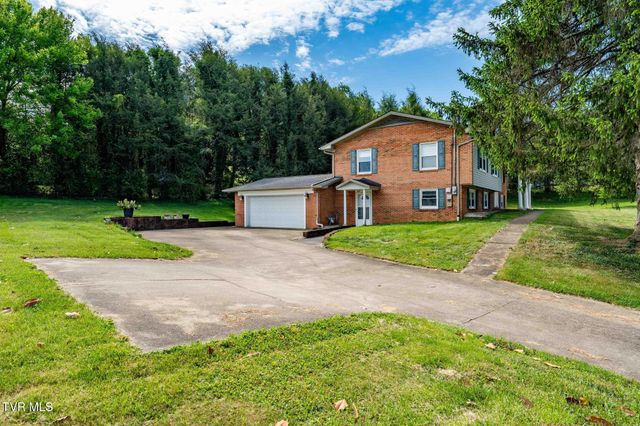 1712 Willowood Court, Johnson City, TN 37604