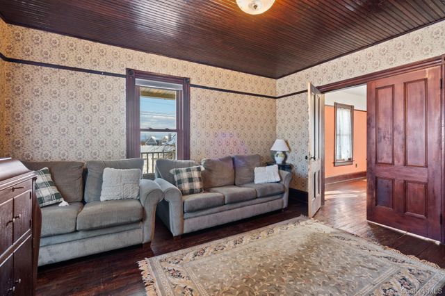 63 Blumel Road, Middletown, NY 10941