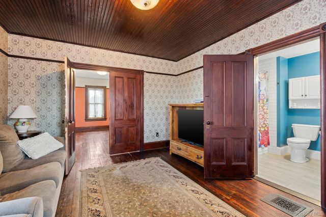 63 Blumel Road, Middletown, NY 10941