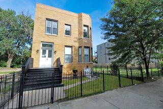 5169 S Michigan Avenue, Chicago, IL 60615