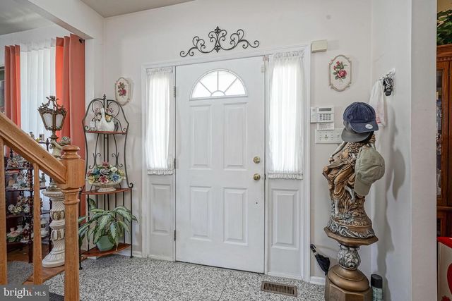 100 CROMWELL CT, Egg Harbor Township, NJ 08234