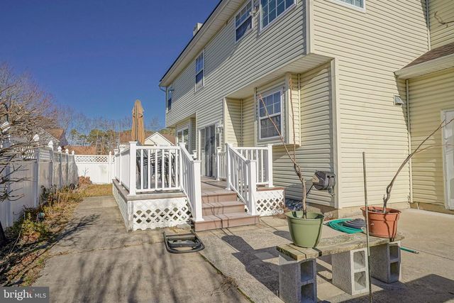 100 CROMWELL CT, Egg Harbor Township, NJ 08234