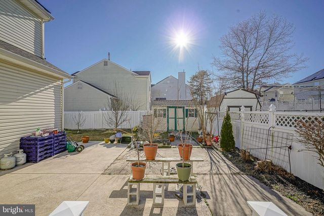 100 CROMWELL CT, Egg Harbor Township, NJ 08234