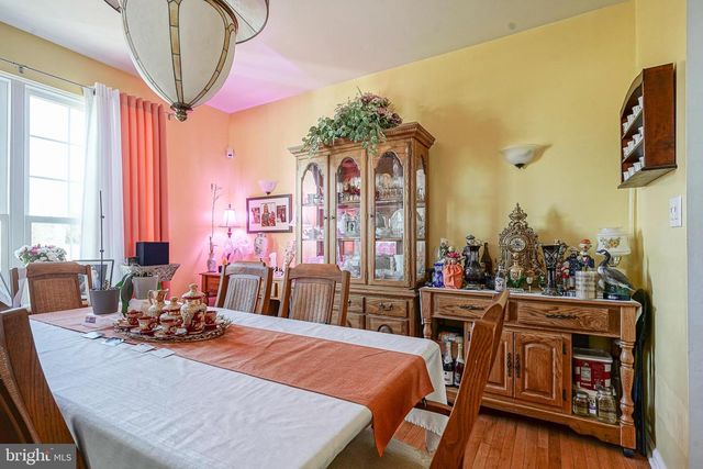 100 CROMWELL CT, Egg Harbor Township, NJ 08234