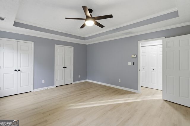 814 Shadow Lakes Drive, Lithonia, GA 30058