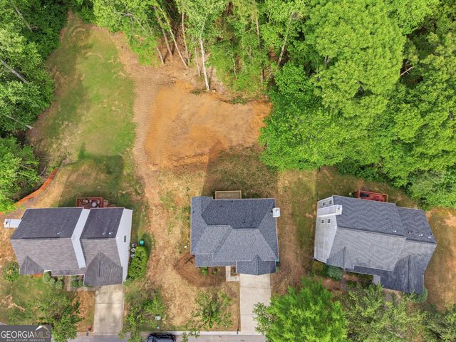 814 Shadow Lakes Drive, Lithonia, GA 30058