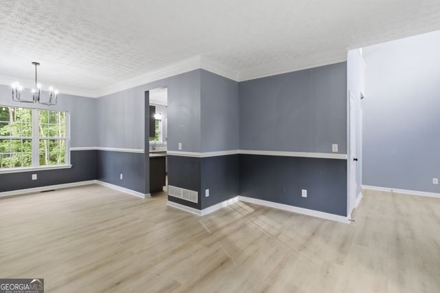 814 Shadow Lakes Drive, Lithonia, GA 30058