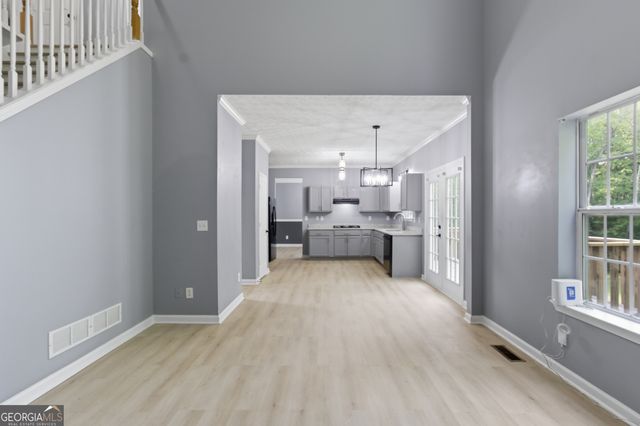 814 Shadow Lakes Drive, Lithonia, GA 30058