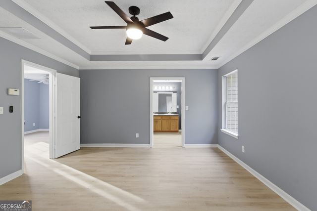 814 Shadow Lakes Drive, Lithonia, GA 30058
