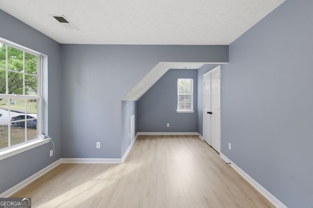 814 Shadow Lakes Drive, Lithonia, GA 30058