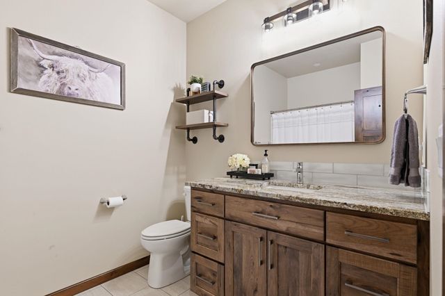 31914 N Zander Ln, Chattaroy, WA 99003