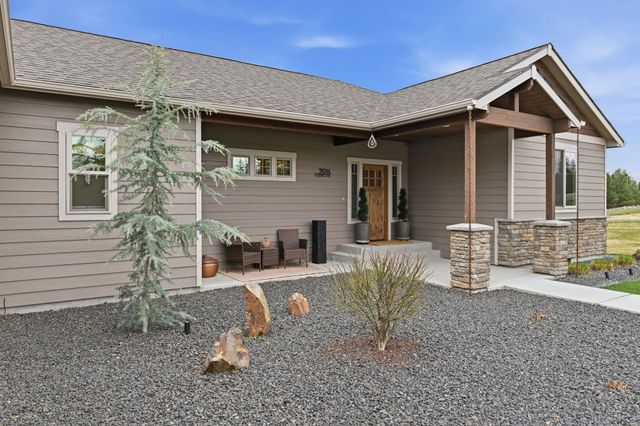 31914 N Zander Ln, Chattaroy, WA 99003