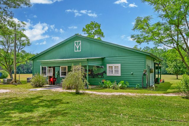 157 Gallashaw Road, Summerville, SC 29483