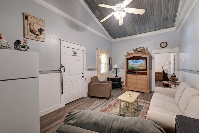 157 Gallashaw Road, Summerville, SC 29483