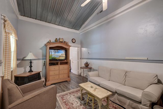 157 Gallashaw Road, Summerville, SC 29483