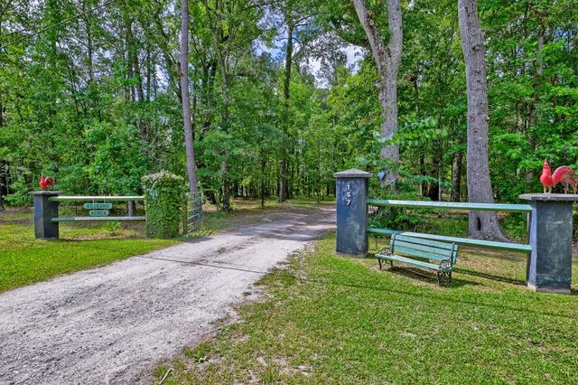 157 Gallashaw Road, Summerville, SC 29483