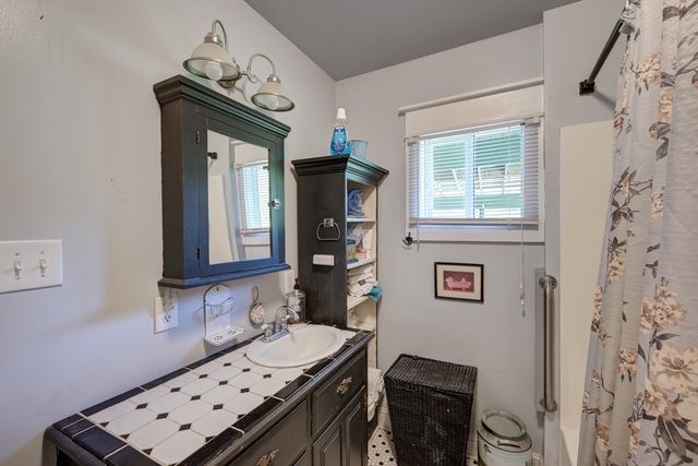 157 Gallashaw Road, Summerville, SC 29483